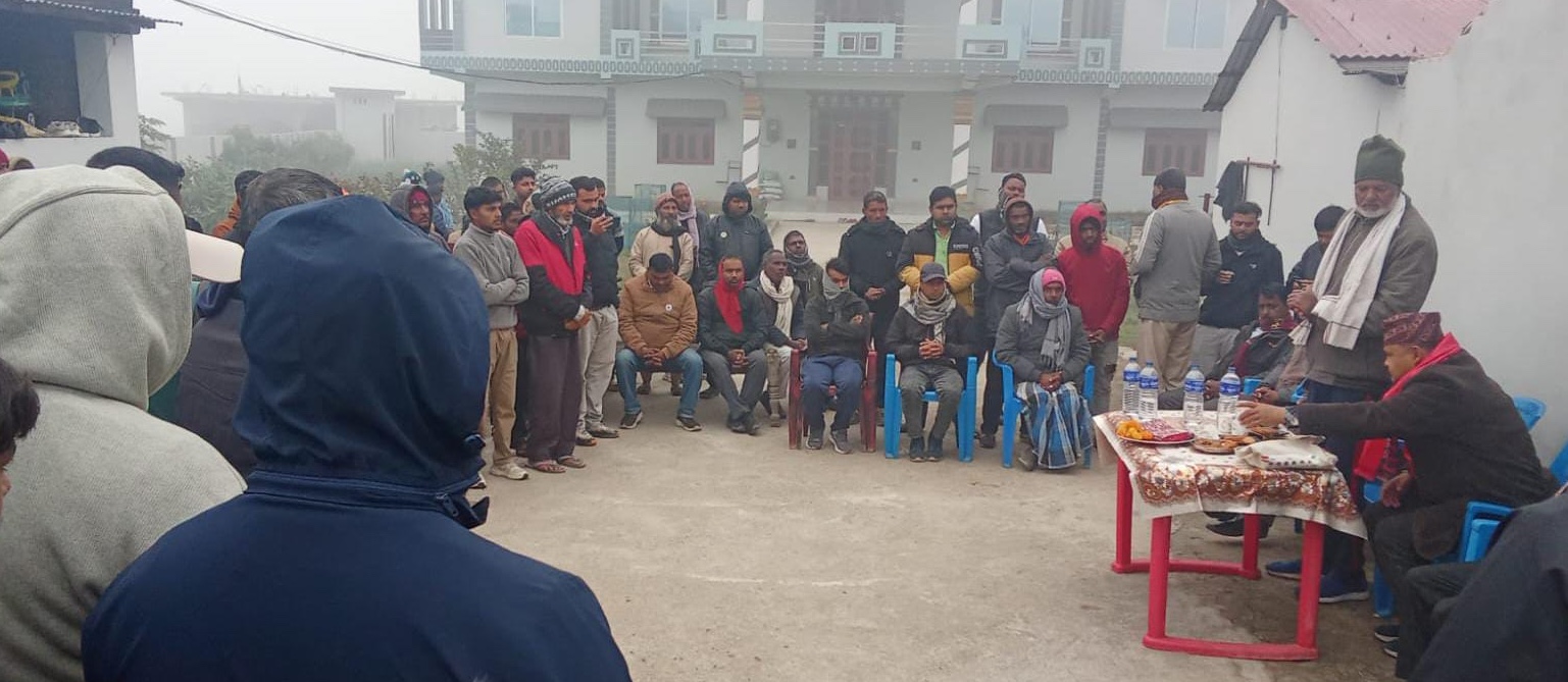 कांग्रेसका युवा उम्मेदवार कोइराला डुडुवा-४ का मतदातासंग भेटघाट