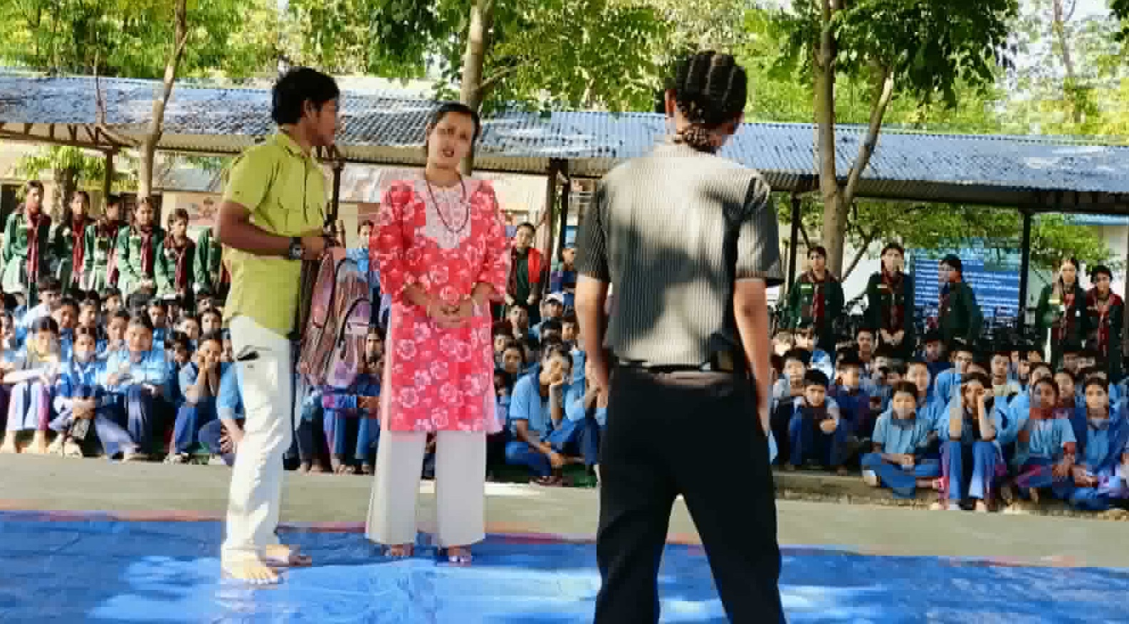मधुवनमा सडक नाटकमार्फत मानव बेचबिखनविरुद्ध जनचेतना