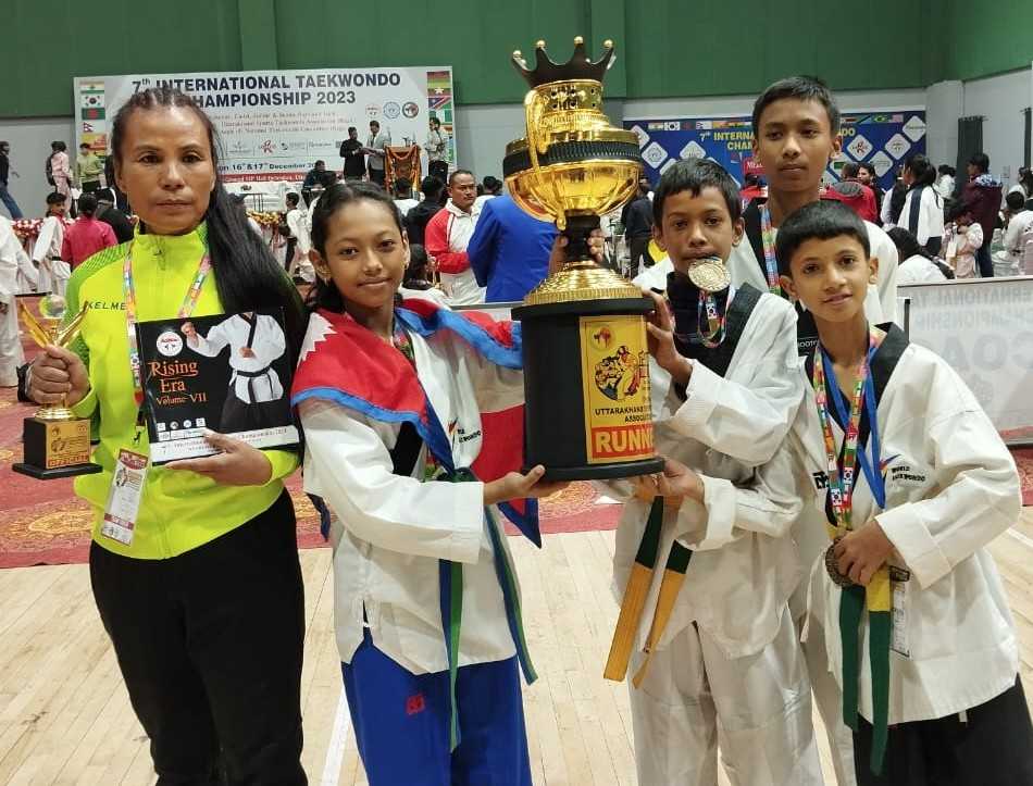 भारतमा भएको अन्तरराष्ट्रिय तेक्वान्दोमा बाँकेका १२ खेलाडीलाई पदक