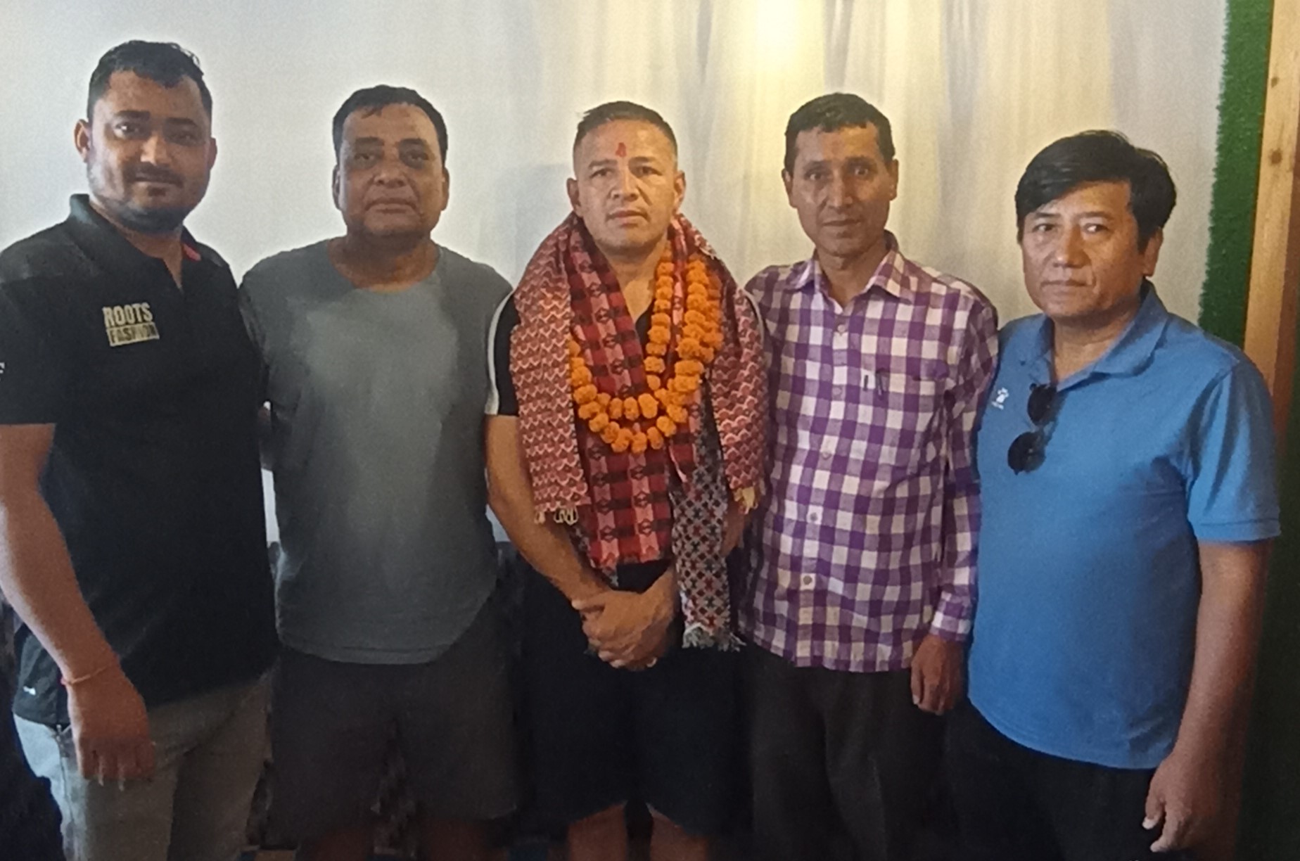 पुर्व खेलाडी विवेक गृह जिल्ला सम्मानित