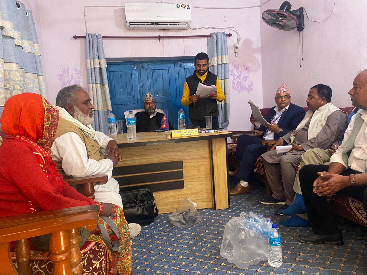 विस्थापित कार्यालयको पुर्नस्थापनाको पहल