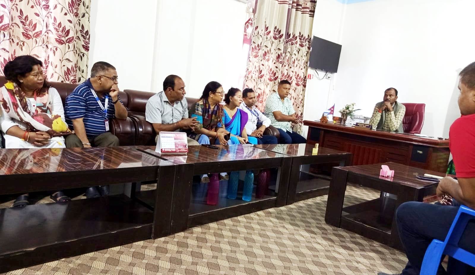 जनप्रतिनिधीसंग परियोजनाबारे छलफल