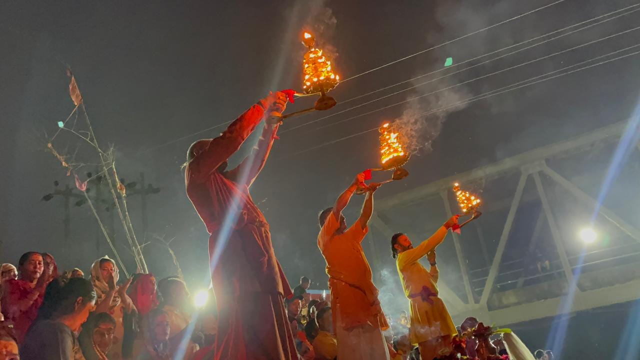 गंगा महाआरतीमा सर्वसाधरण भक्तजनको उल्लेख्य सहभागिता