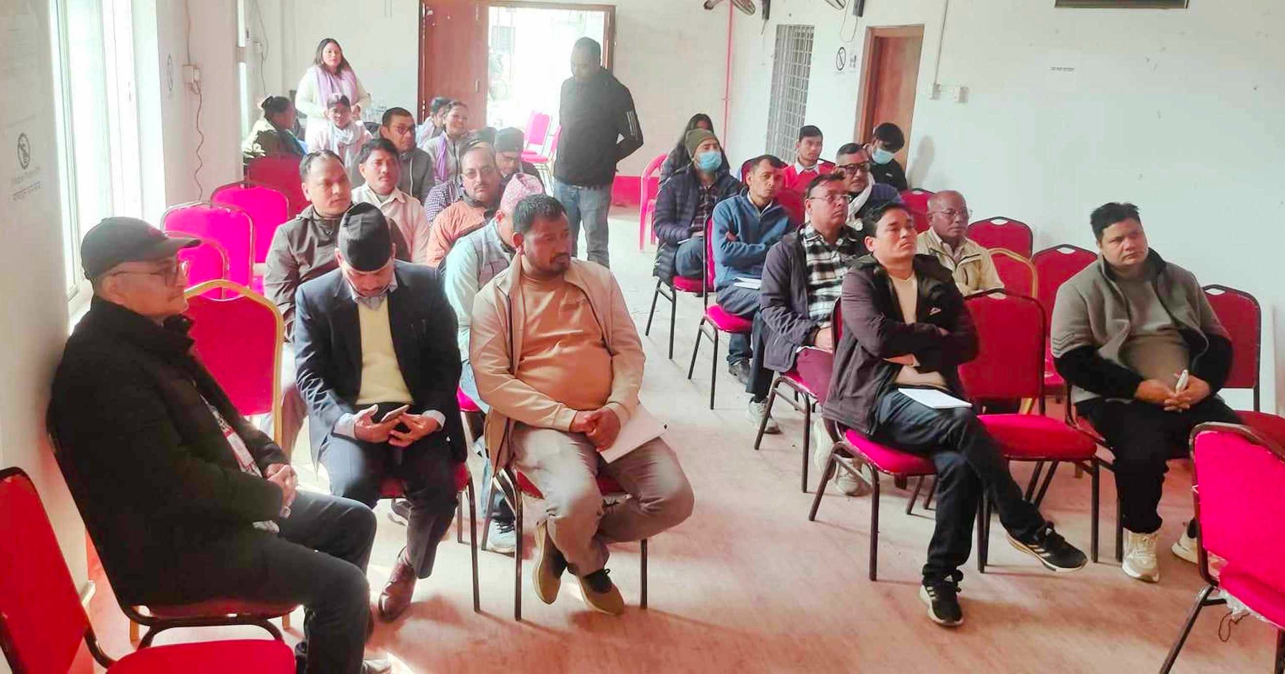 बर्दियामा सञ्चालित हरित अर्थतन्त्र परियोजनाको बैठक