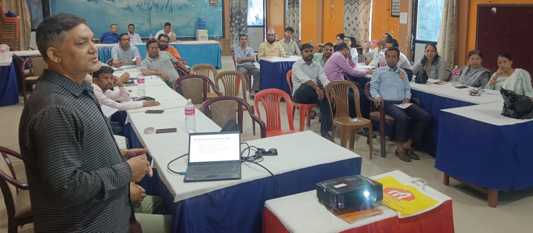 नेपालगञ्जमा बृहत्तर विद्यालय सुरक्षा योजना बारे छलफल