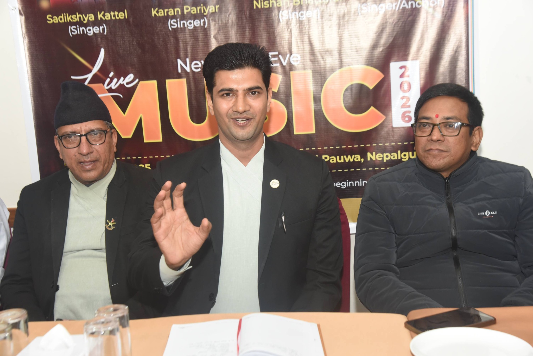 होटल पौवाले नयाँ अंग्रेजी वर्षमा विशेष कन्सर्ट गर्दै