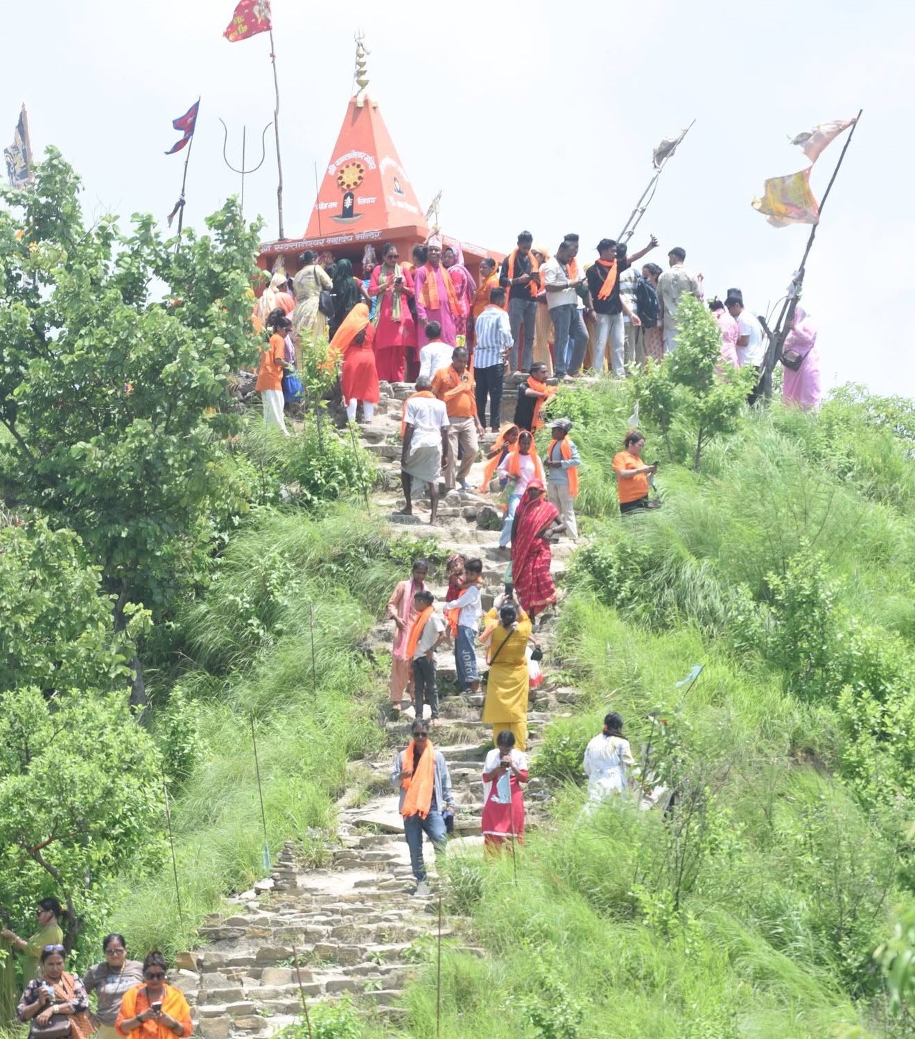 सन्तानेश्वर महादेव मन्दिरः धार्मिक पर्यटनको गन्तव्य