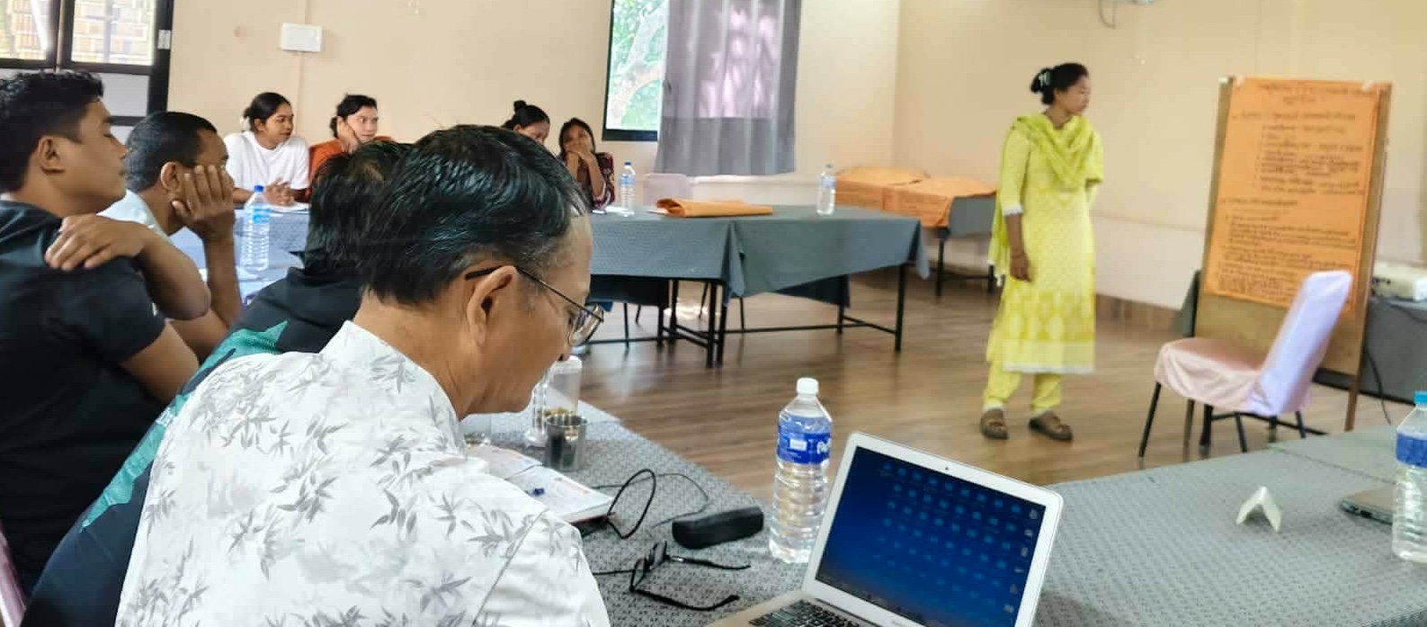 बर्दियामा युवा उद्यम परियोजनाको अभिमुखिकरण र स्थलगत अवलोकन