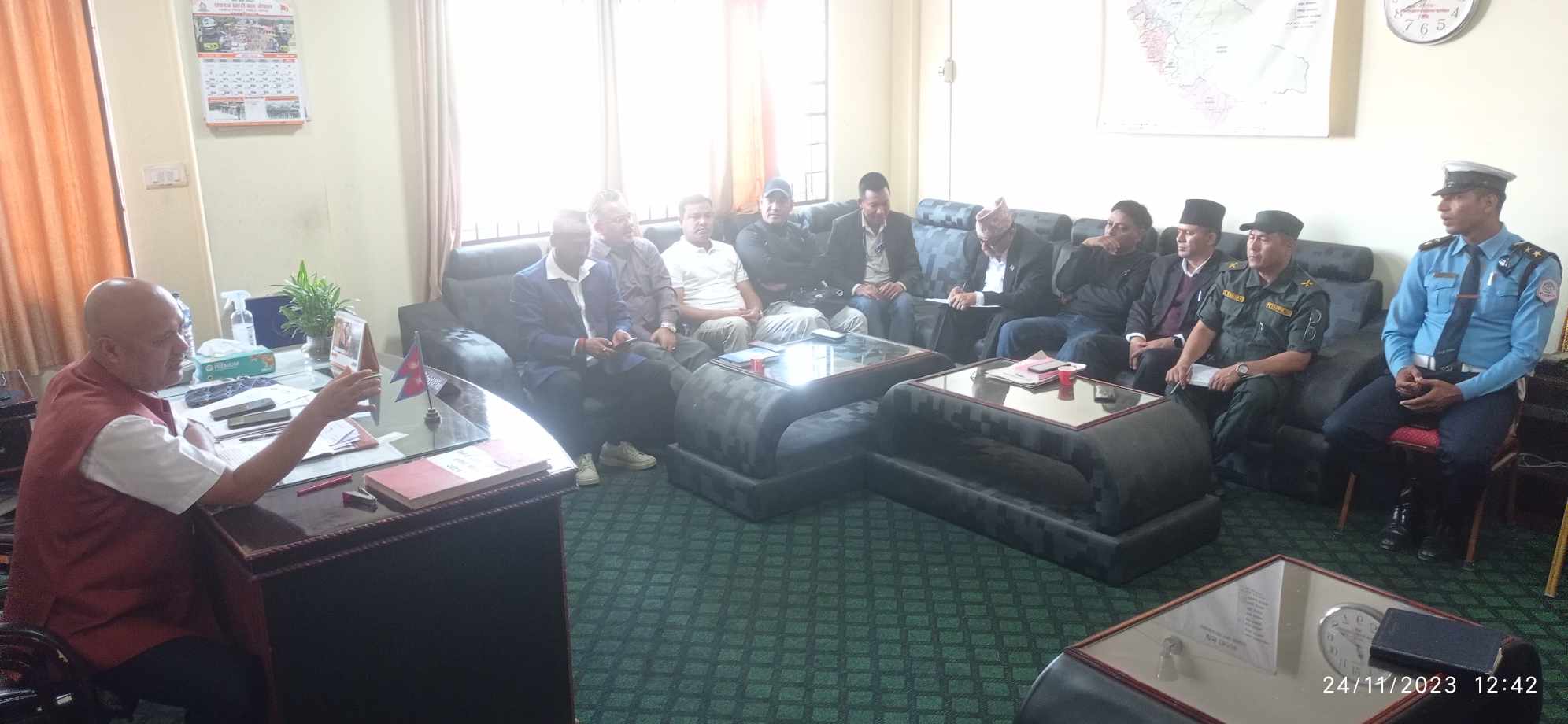 रातो नम्बर प्लेट भएका इ–रिक्सालाई प्रतिबन्ध लगाइने