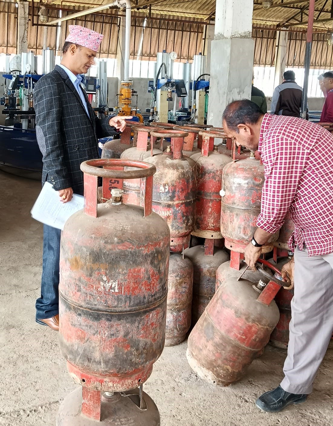 गुणस्तरहिन ग्यास सिलिण्डर विक्री गर्न रोक