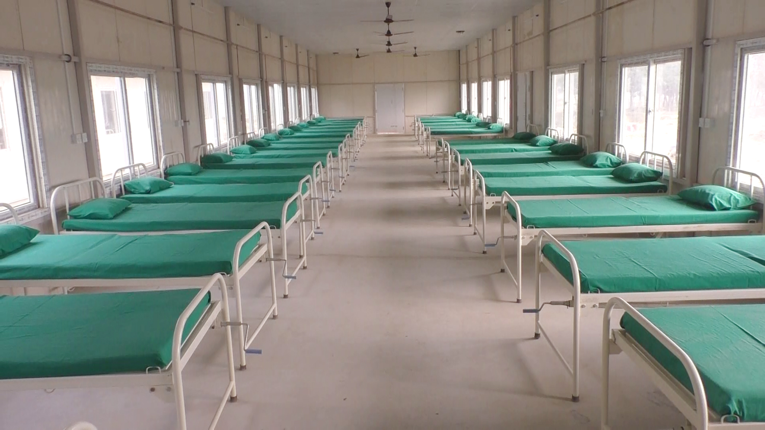 होल्डिङ्ग सेन्टरकाे विकल्प खोजि‌दै