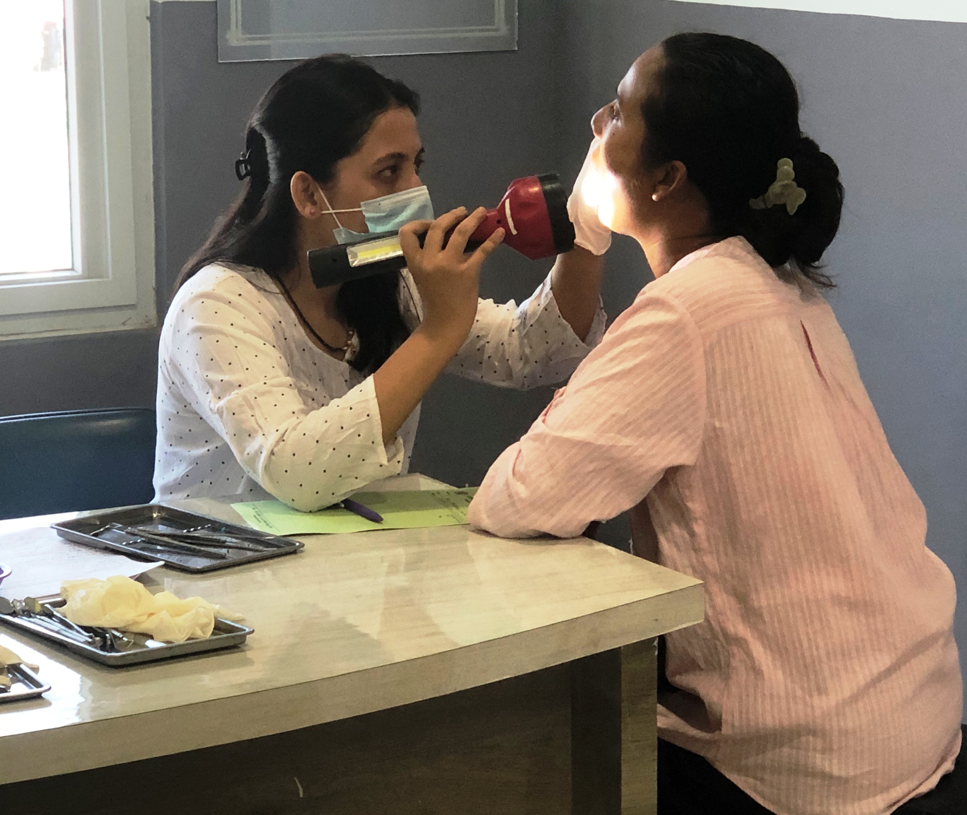 निःशुल्क दन्त शिविर