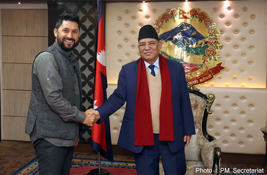 प्रधानमन्त्री प्रचण्ड र लामिछानेबीच भेट
