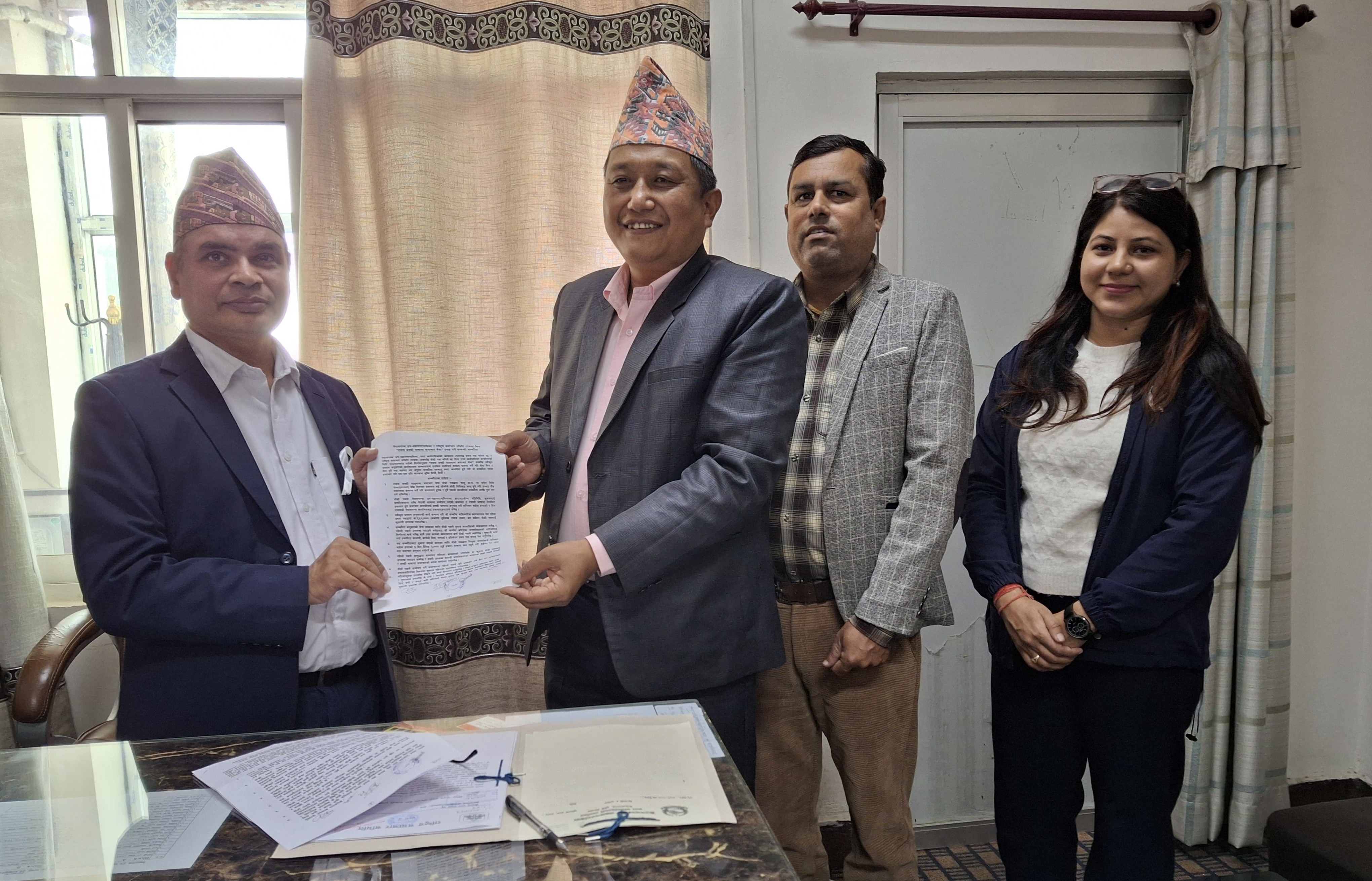 नयाँ आर्थिक वर्षका लागि अवधी समाचार सेवाको सम्झौता