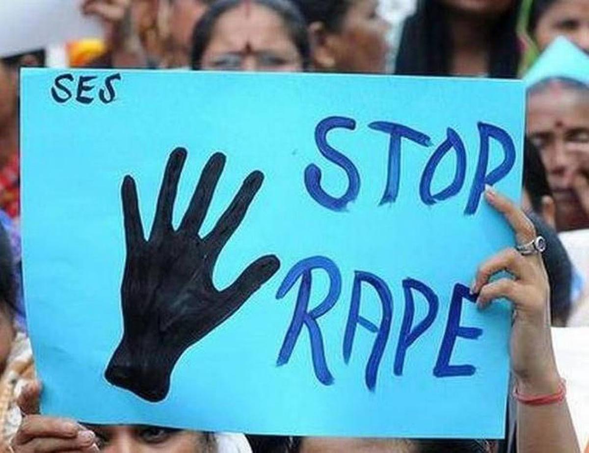 बलात्कारको आरोपमा पक्राउ