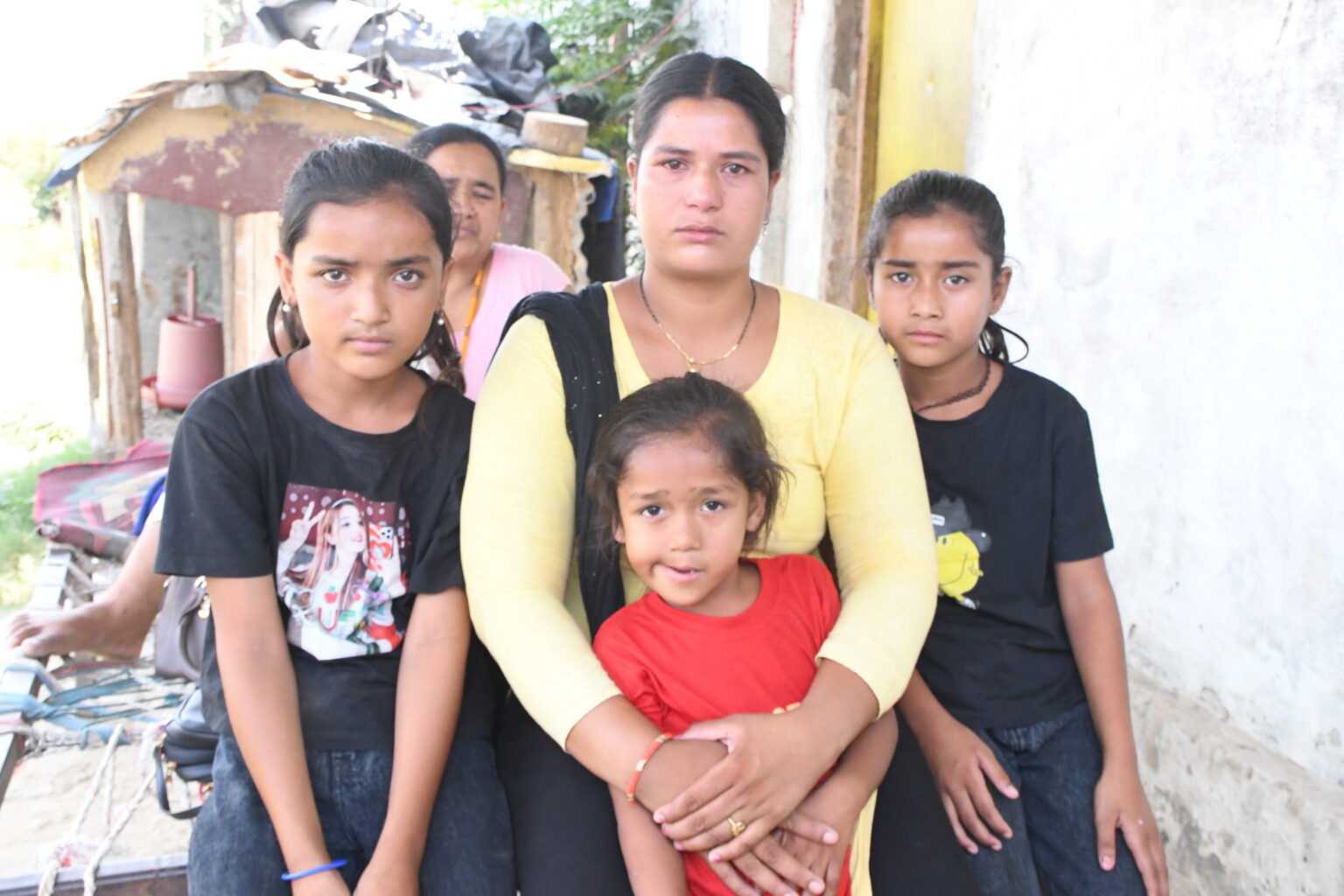 अन्तरजातीय विवाहले पिरोलिदै सुनिता