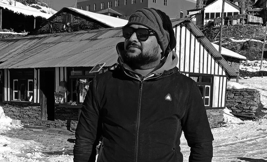 बारामा शिक्षकको हत्या