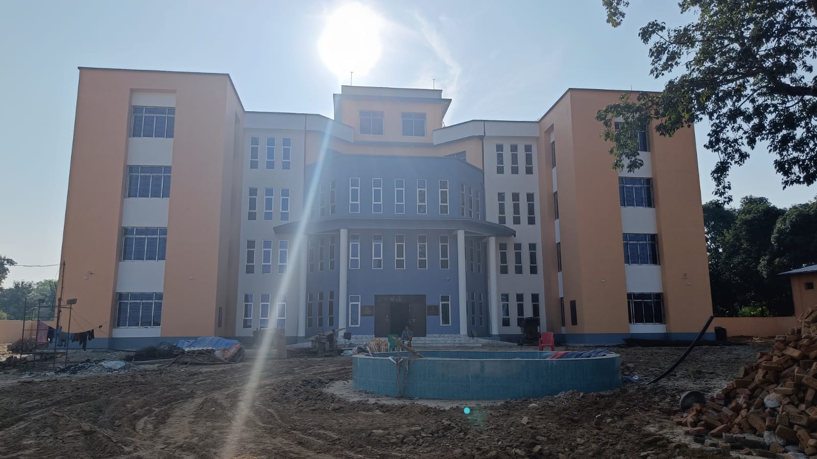 डुडुवाको गाउँसभा नबस्दा कर्मचारीले तलब र जनताले सेवा पाएनन्