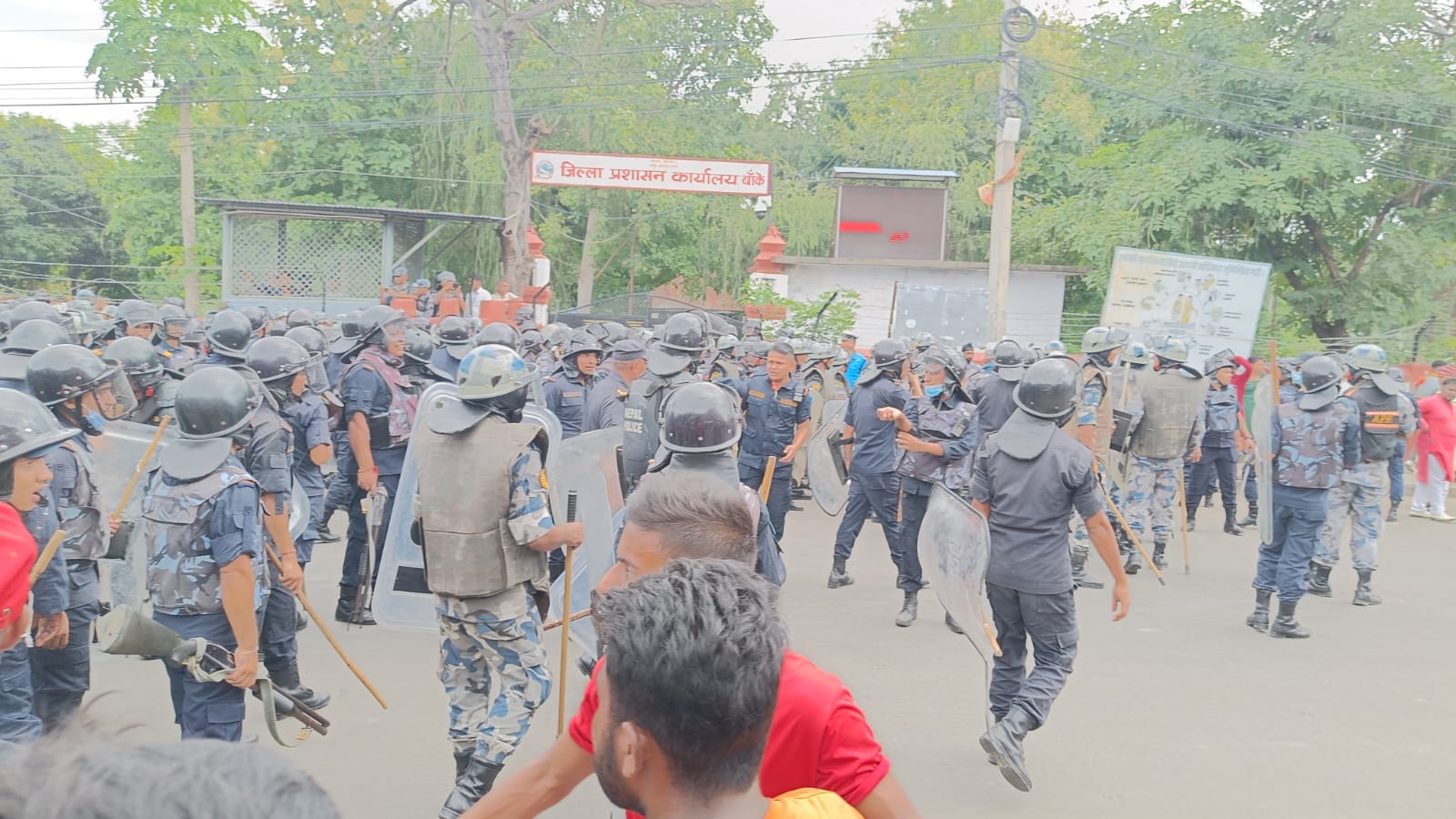 नेपालगञ्जमा कर्फ्यु आदेश जारी