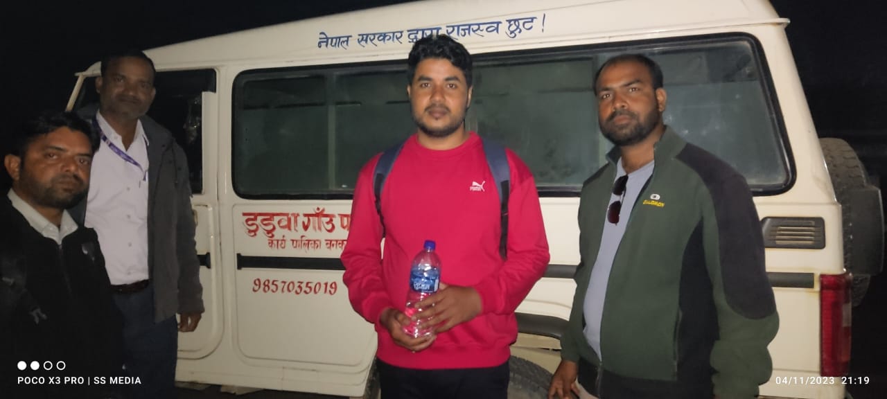 भुकम्पमा घाइतेको उद्धारका लागि डुडुवाद्धारा एम्बुलेन्सको व्यवस्था