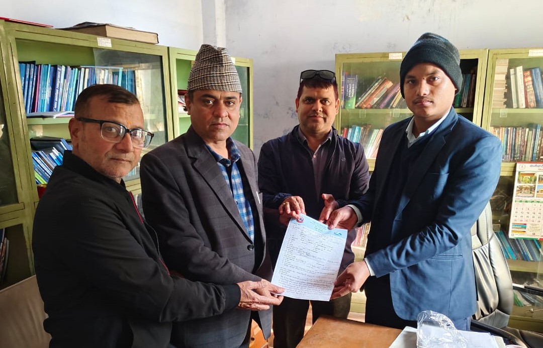 नेपालगञ्जमा रुख काटेपछि अभियन्ता आक्रोसित