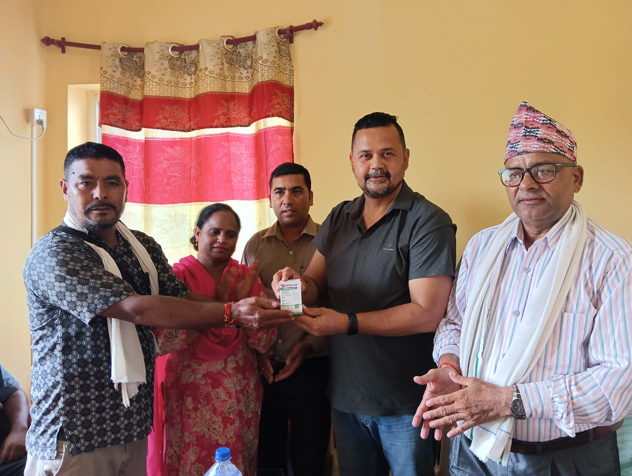 कांग्रेस बाँकेद्वारा क्रियाशील सदस्यता परिचयपत्र वितरण सुरु