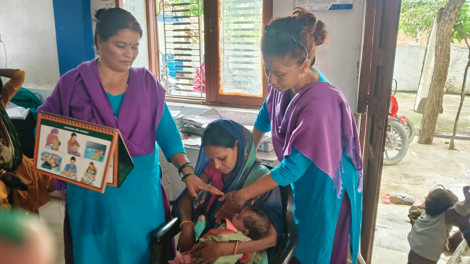 बाँकेमा जनचेतनामूलक कार्यक्रम गरेर राष्ट्रिय स्तनपान सप्ताह मनाईयो