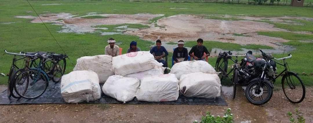 ९ लाख बढीको अबैध सामाग्री बरामद