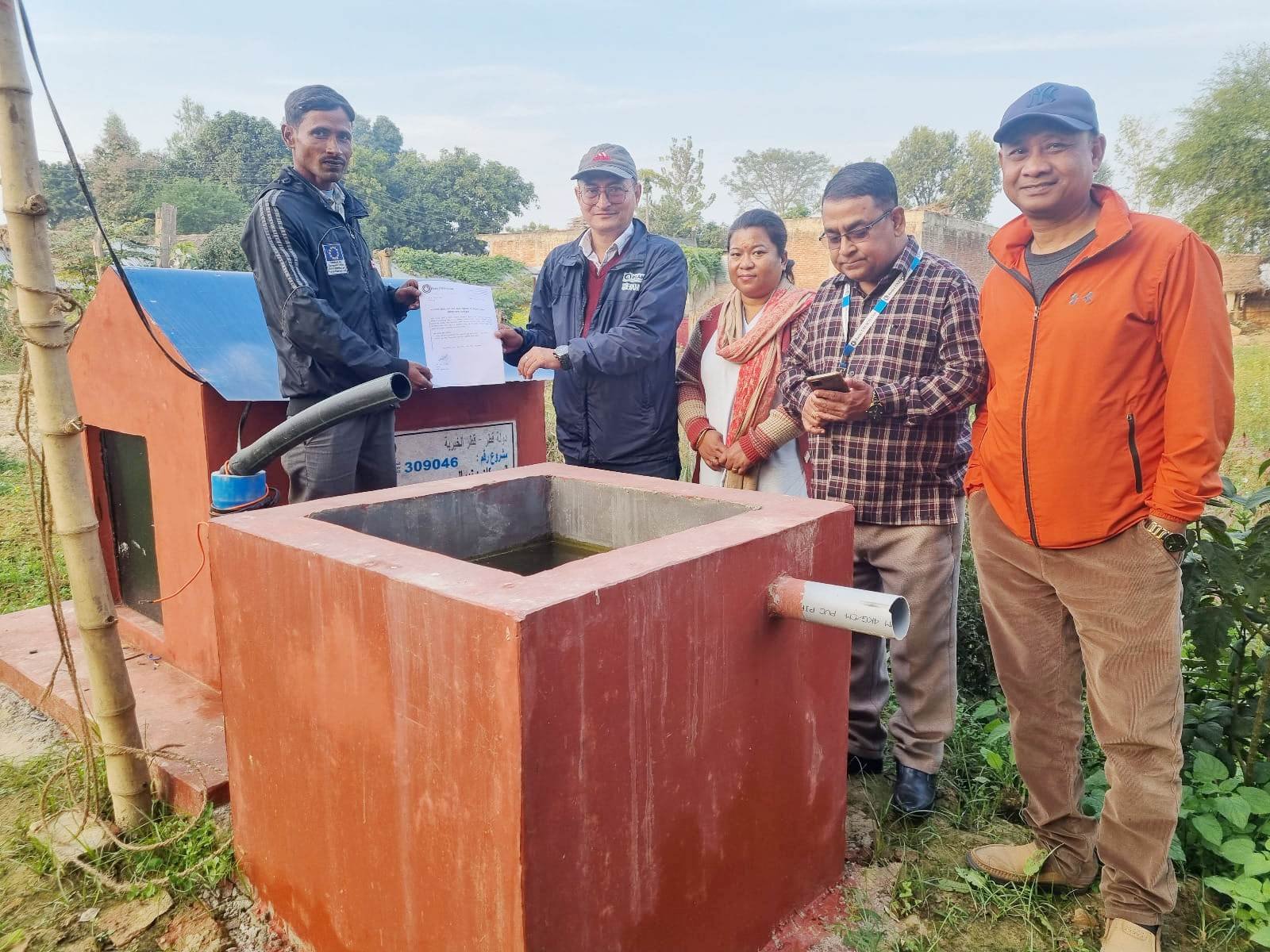 विपन्न किसान समुहलाई साना सिंचाई सुविधा हस्तान्तरण