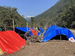 त्रिपालमा आश्रित भूकम्पपीडित बिरामी