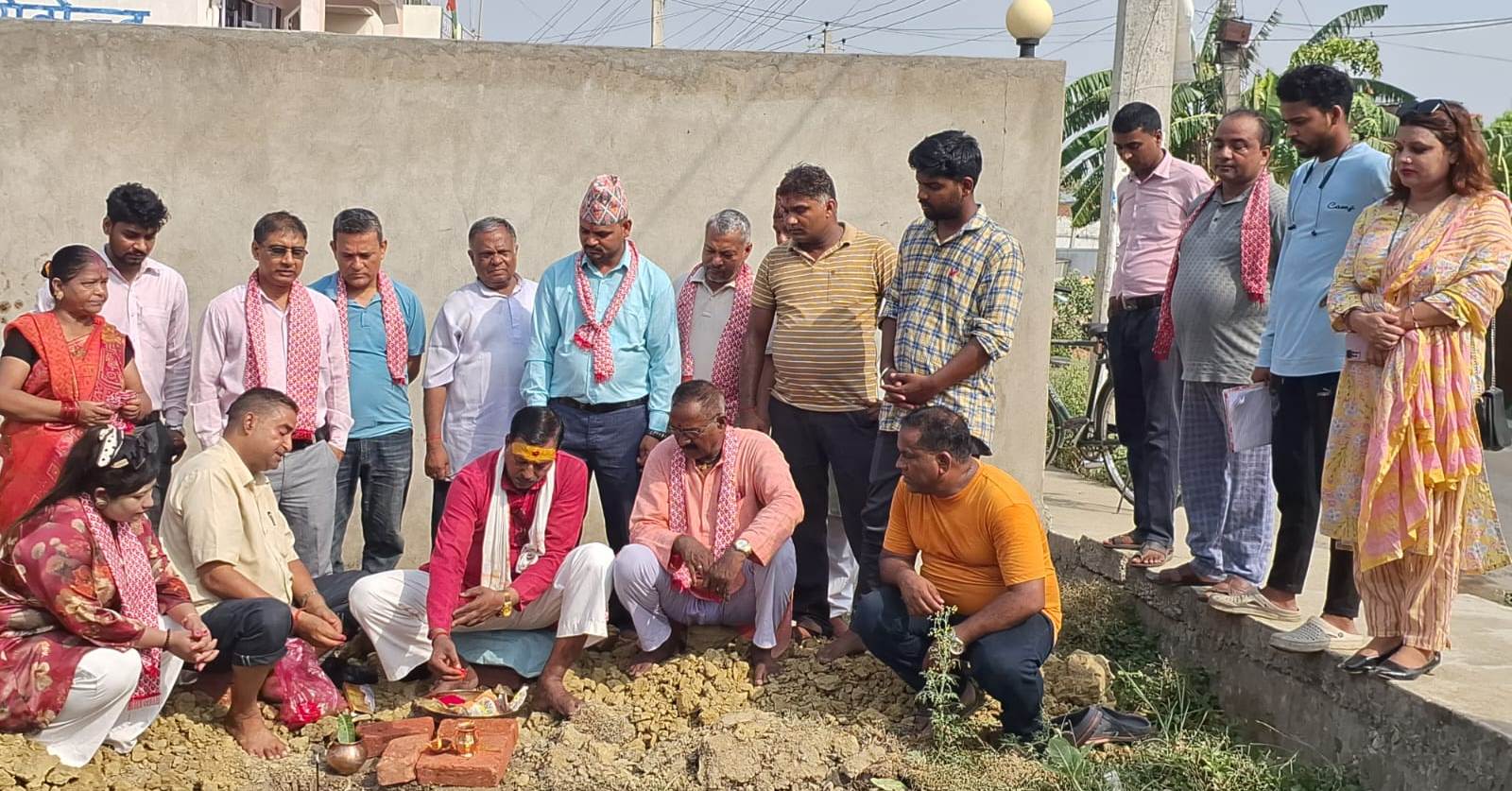 गौरव स्मृति फाउन्डेसनको कार्यालय निमार्ण गर्न भुमि पुजन