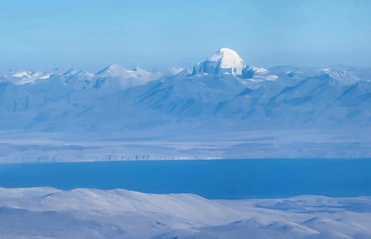 शिवरात्रीमा जहाजबाट कैलाश मानसरोवरको दर्शन