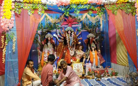 नेपालगन्जमा दसैँको रौनकः चोकचोकमा दुर्गा मूर्ति, रातभर भजनकीर्तन