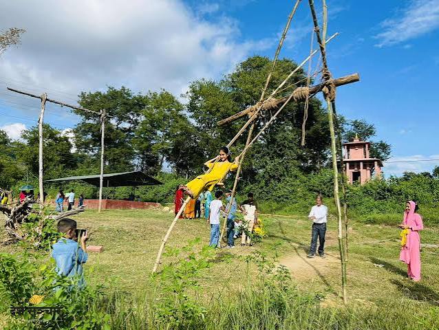 ‘दसैँ गाउँमा नै रमाइलो’