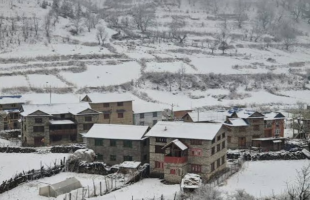 कर्णालीका हिमाली जिल्लामा हिमपात, जनजीवन प्रभावित