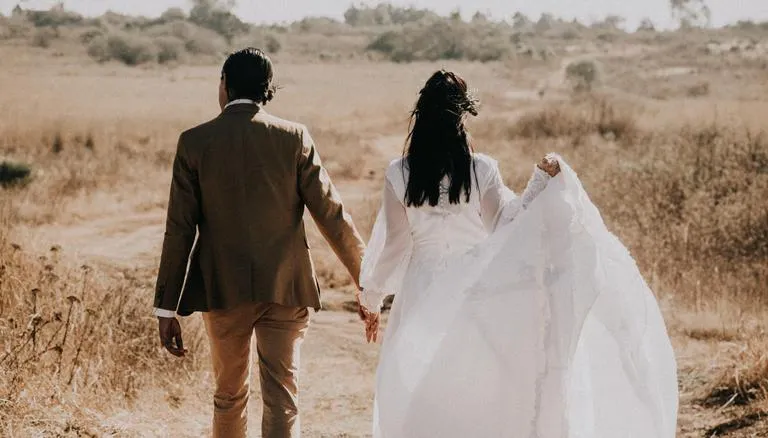 चीनमा फस्टाउदै  भाडामा गर्लफ्रेन्ड दिने व्यवसाय