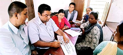 राजापुरमा शिक्षक अभिभावक र बालबालिकालाई मानव बेचबिखन विरुद्ध अभिमुखीकरण
