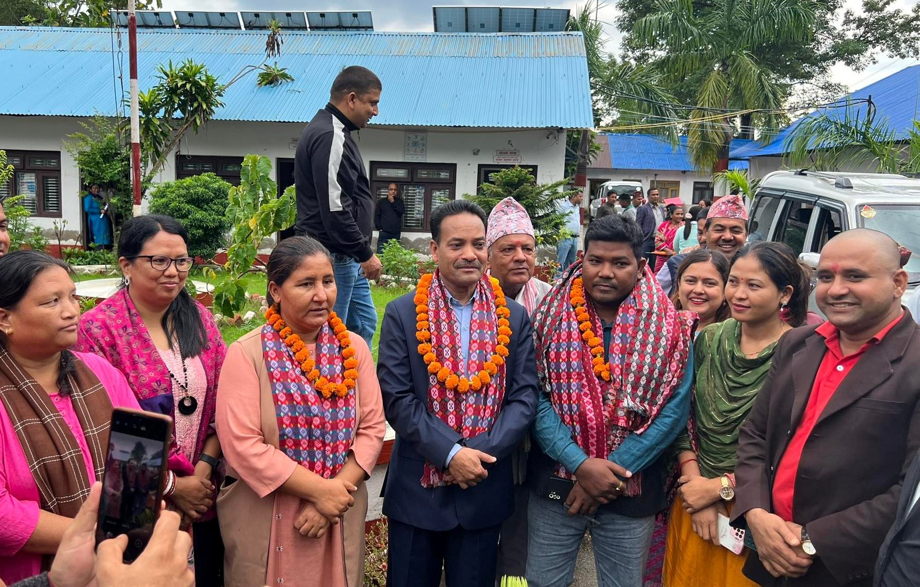 बाँकेमा शिर्ष नेता तथा मन्त्रीद्धारा उम्मदवारी दर्ता