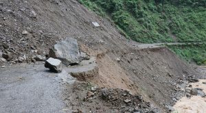 कर्णालीमा बाढी र पहिराको असरको अध्ययन