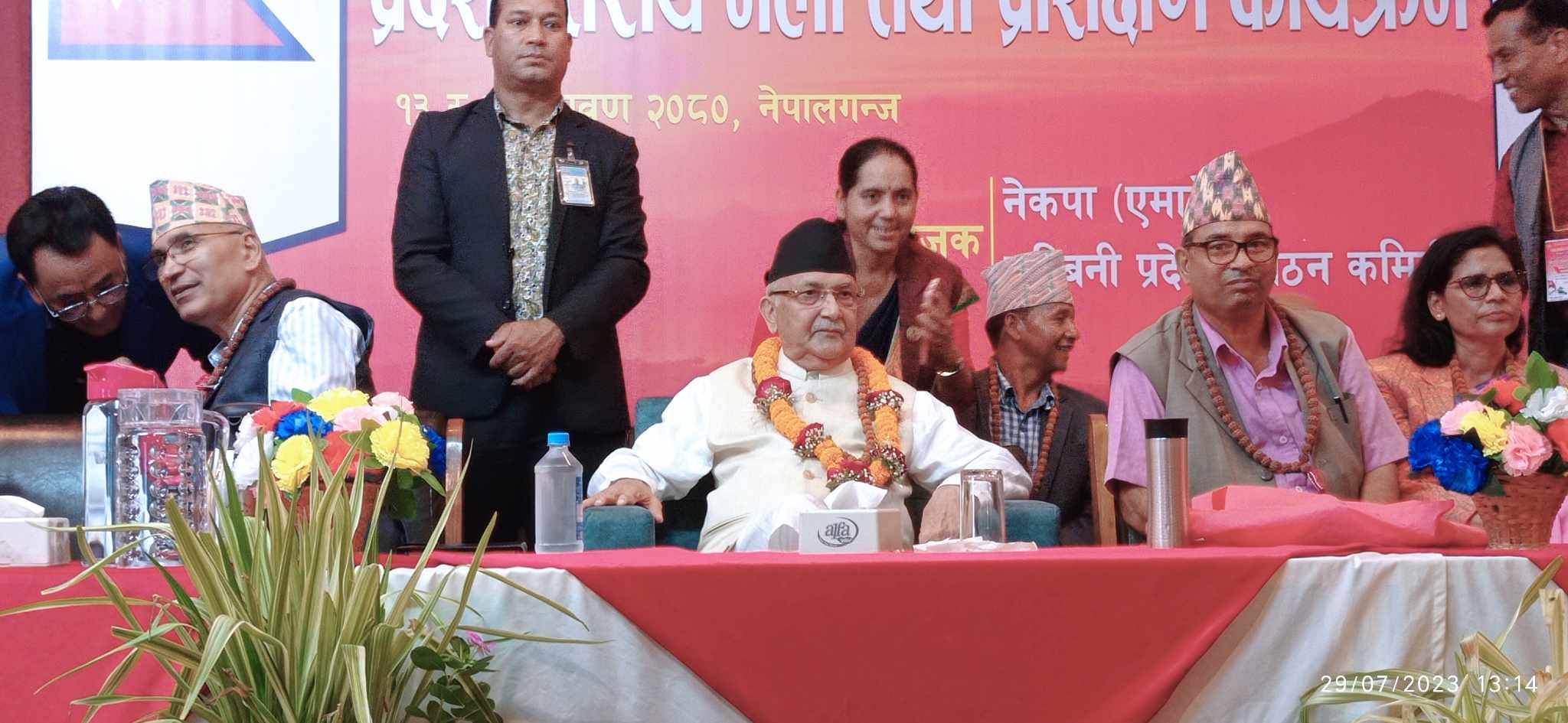 सरकारमा नैतिक जवाफदेहिता नरहेको ओलीको आरोप