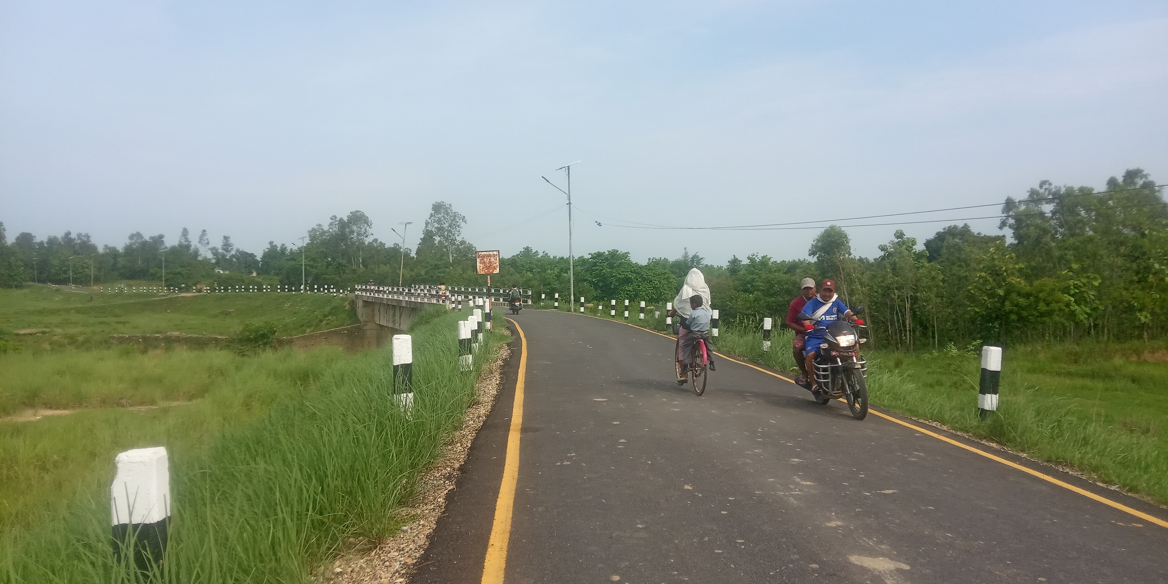 पक्की सडकले सुगम बन्दै खजुराका ग्रामीण बस्ती